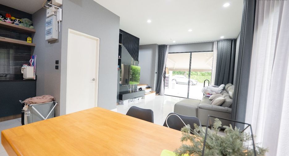 For sale 3 bedrooms townhouse in Bang Kruai, Nonthaburi