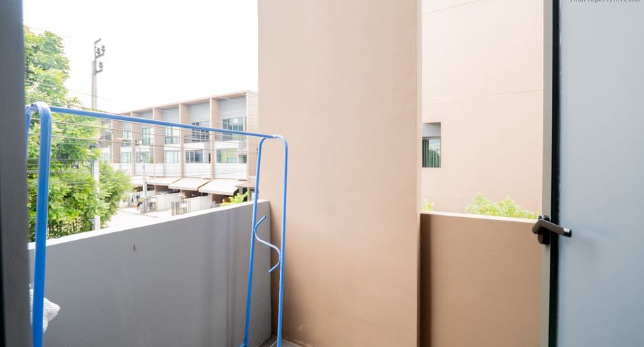 For sale 3 bedrooms townhouse in Bang Kruai, Nonthaburi