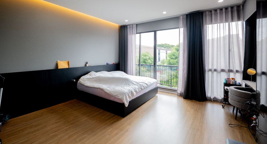 For sale 3 bedrooms townhouse in Bang Kruai, Nonthaburi