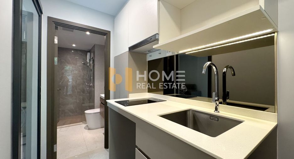 For sale 1 bed condo in Phra Khanong, Bangkok