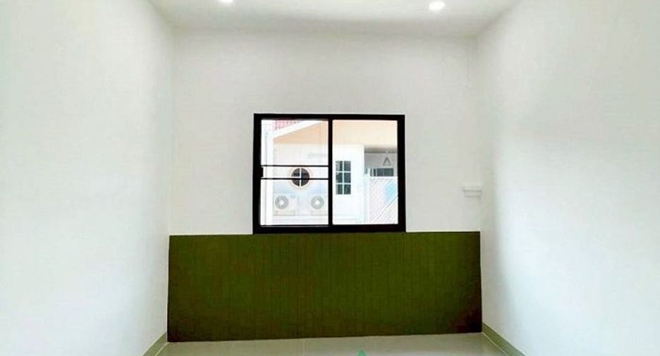 For sale 3 bedrooms townhouse in Thanyaburi, Pathum Thani