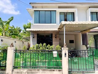 For sale 3 bedrooms townhouse in Min Buri, Bangkok