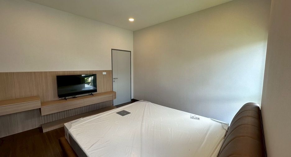 Аренда 5 спальни дом в Bang Phli, Самутпракан