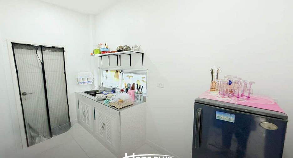 For sale 3 bedrooms house in Lat Lum Kaeo, Pathum Thani