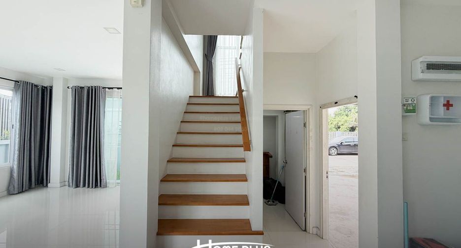 For sale 3 bedrooms house in Lat Lum Kaeo, Pathum Thani