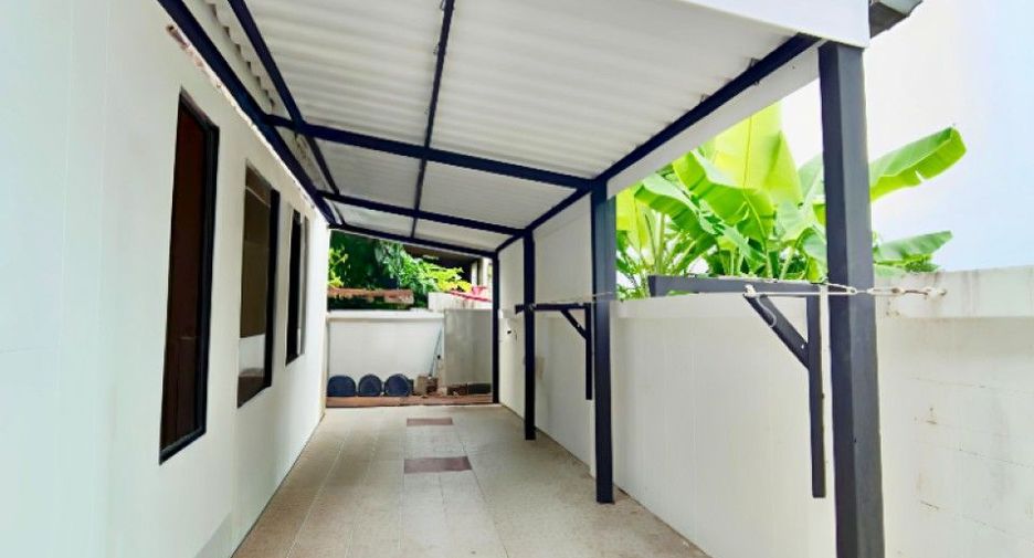 For sale 3 bedrooms house in Nong Chok, Bangkok