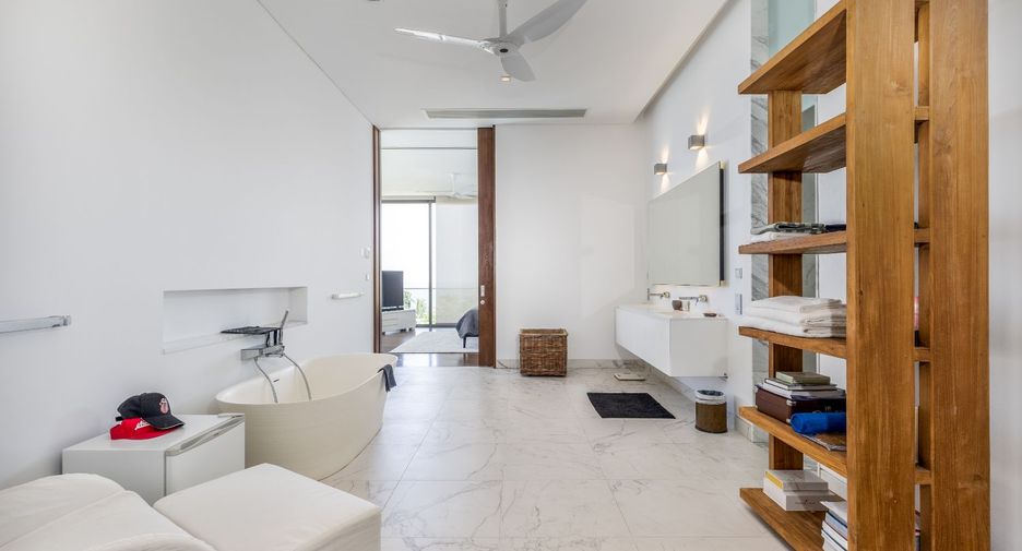 For sale 4 bedrooms condo in Thalang, Phuket