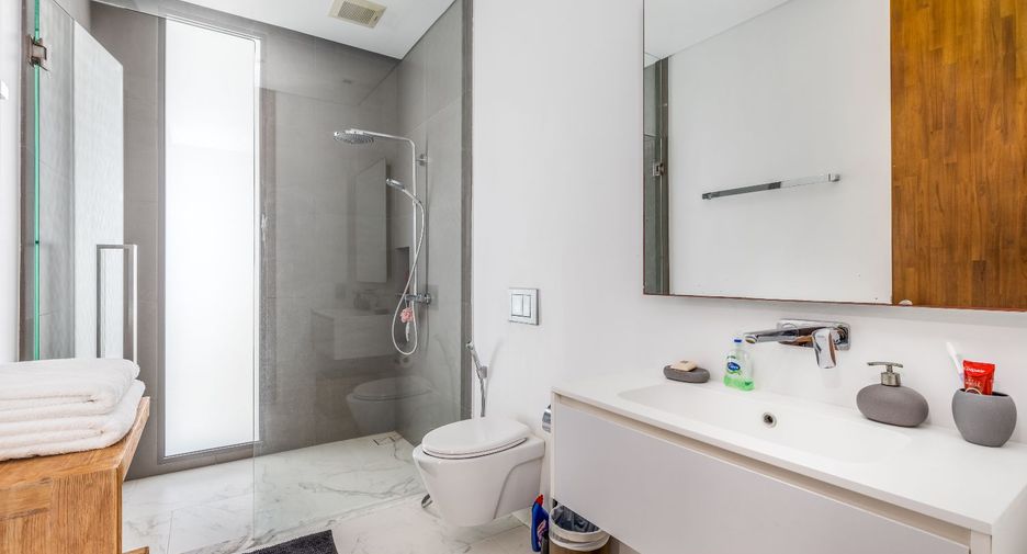 For sale 4 bedrooms condo in Thalang, Phuket