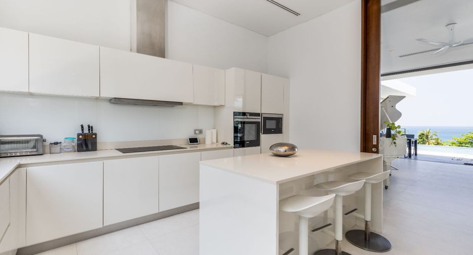 For sale 4 bedrooms condo in Thalang, Phuket