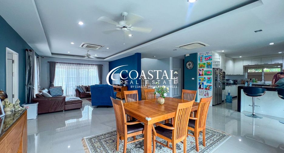 For sale 4 bedrooms house in Bang Lamung, Chonburi