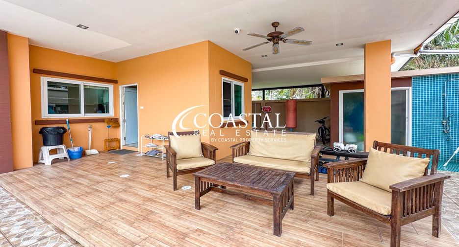 For sale 4 bedrooms house in Bang Lamung, Chonburi