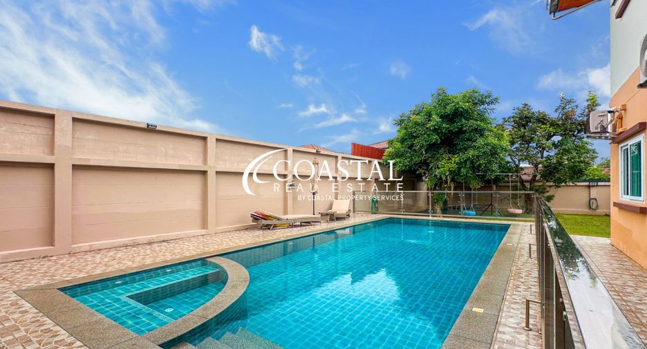 For sale 4 bedrooms house in Bang Lamung, Chonburi