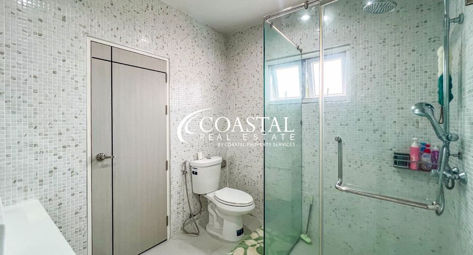 For sale 4 bedrooms house in Bang Lamung, Chonburi