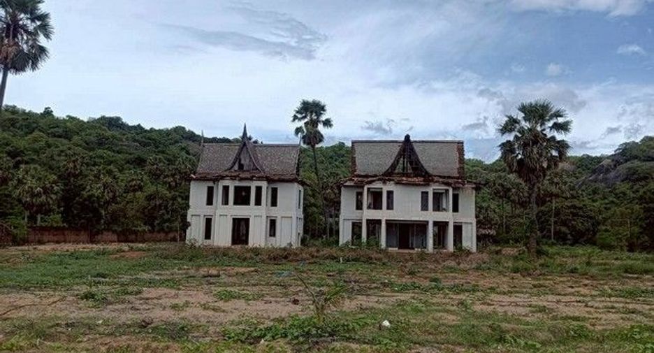 For sale land in Pran Buri, Prachuap Khiri Khan