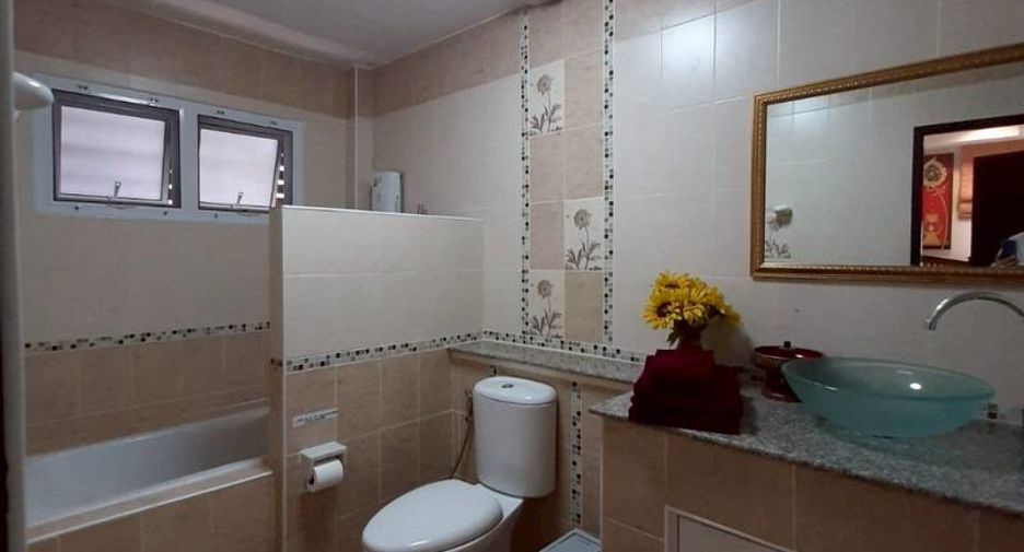For rent 3 bedrooms house in Saraphi, Chiang Mai