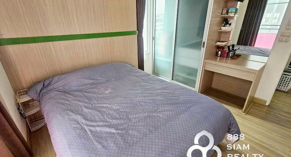 For sale 2 bedrooms condo in Huai Khwang, Bangkok