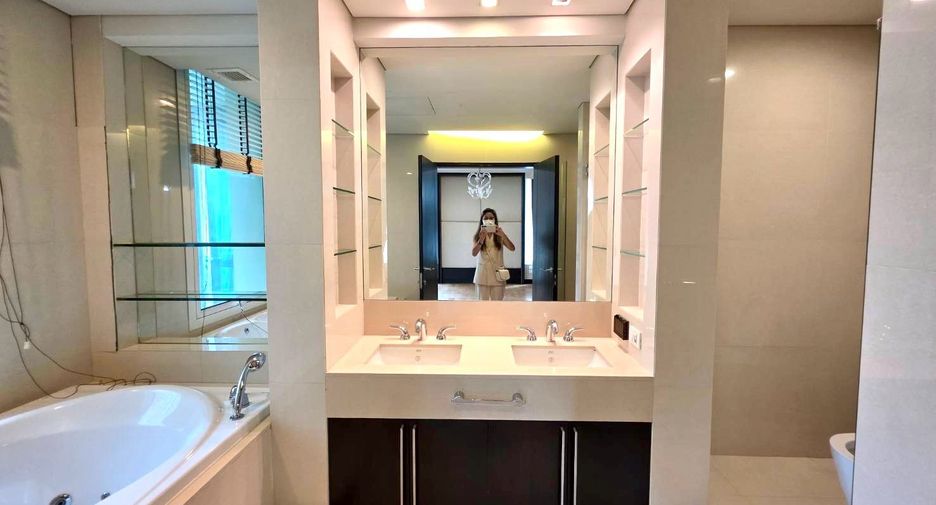 Condo en venta de 3 habitaciones en Pathum Wan, Bangkok