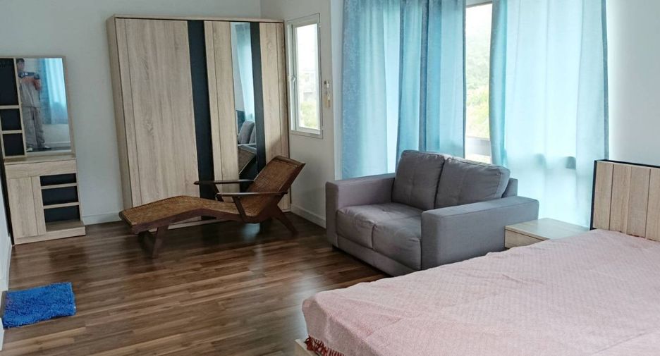 For rent 3 bedrooms house in San Kamphaeng, Chiang Mai