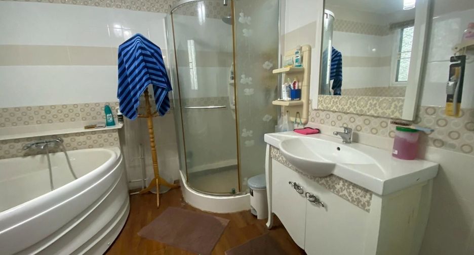 For sale 5 bedrooms house in Pak Kret, Nonthaburi
