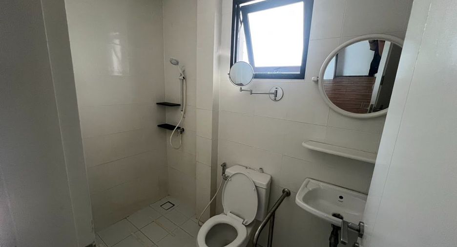 À vendre 4 chambres maison à Wang Thonglang, Bangkok