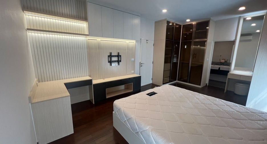 À vendre 4 chambres maison à Wang Thonglang, Bangkok
