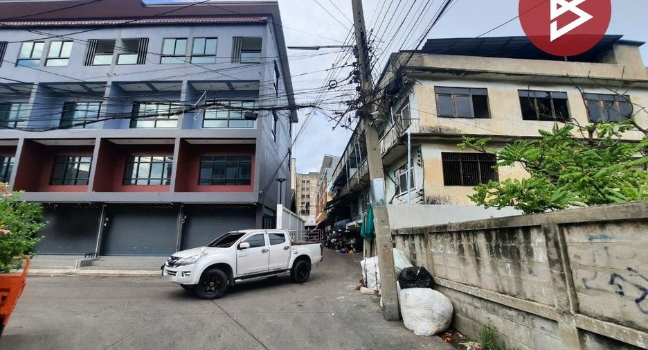 For sale land in Sam Phran, Nakhon Pathom