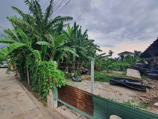 出售 土地 在 Bang Khae, 曼谷