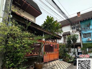 For rent 2 ベッドルーム townhouse in Lat Phrao, Bangkok