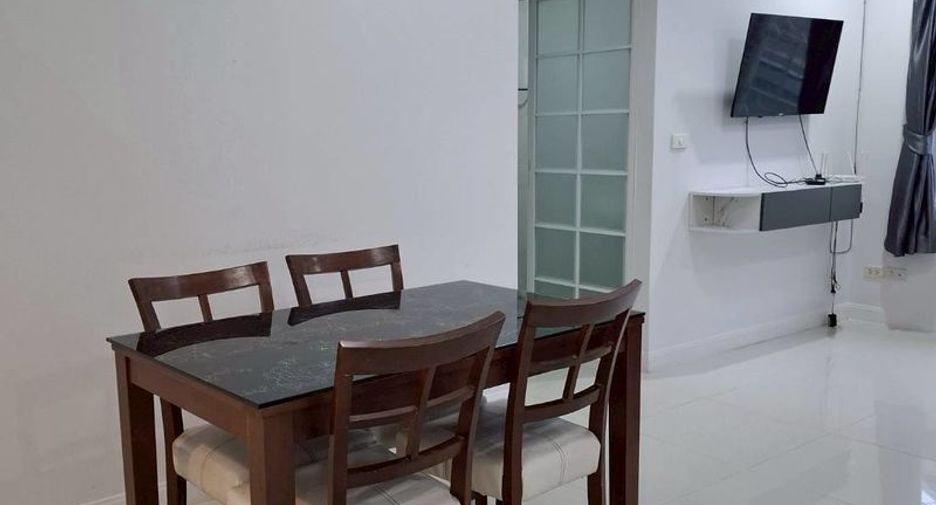 For rent 3 bedrooms house in Mueang Chiang Mai, Chiang Mai
