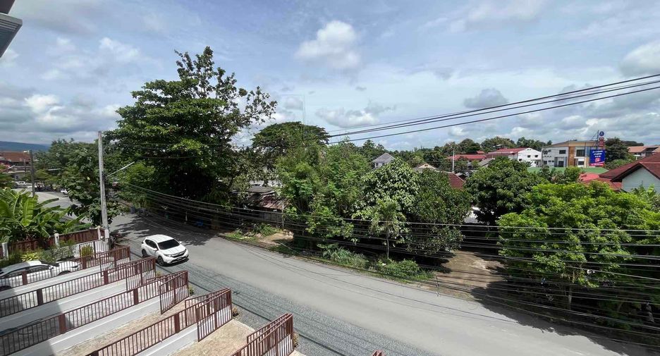 For rent 2 bedrooms townhouse in Mueang Chiang Mai, Chiang Mai