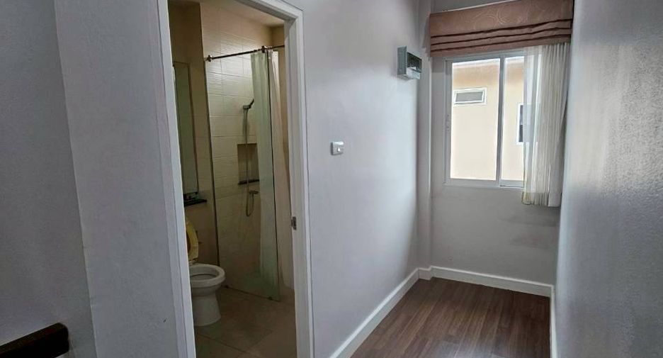 For sale 3 ベッドルーム townhouse in Mueang Krabi, Krabi
