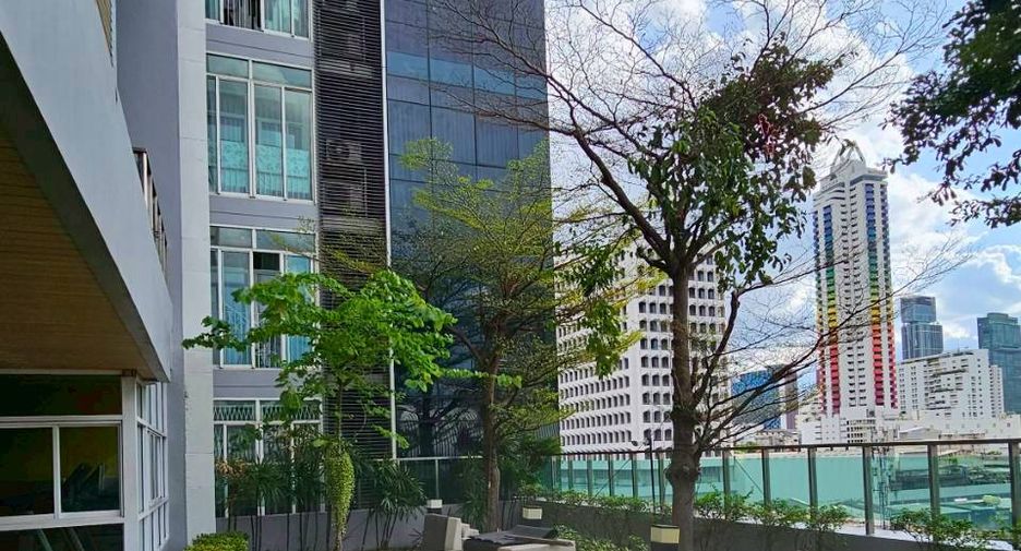 For sale 2 bedrooms condo in Ratchathewi, Bangkok