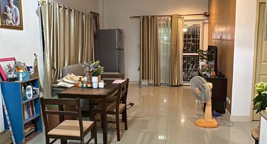 Casa en venta de 2 habitaciones en Phan Thong, Chonburi