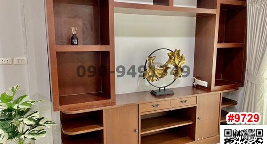 For rent 2 bedrooms townhouse in Bang Na, Bangkok