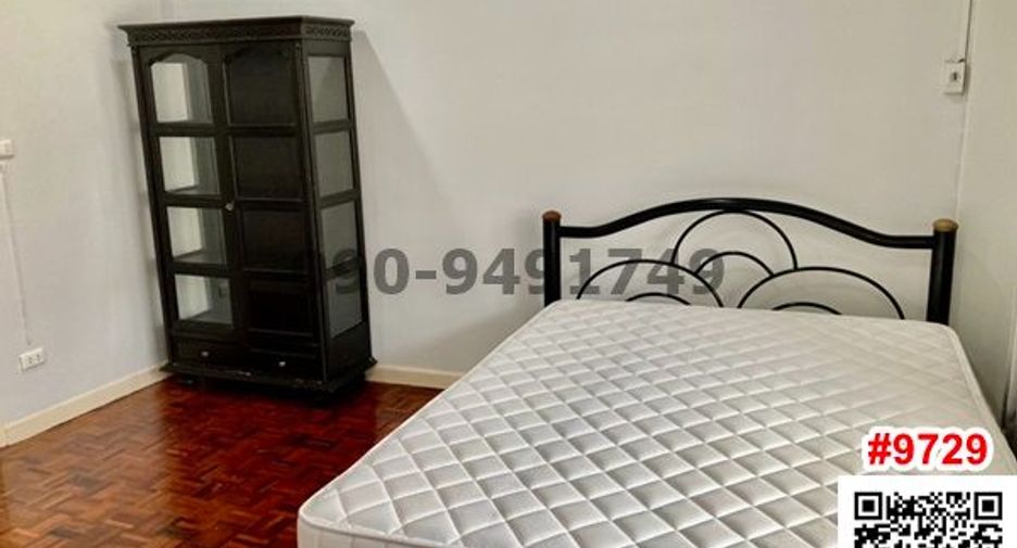 For rent 2 bedrooms townhouse in Bang Na, Bangkok