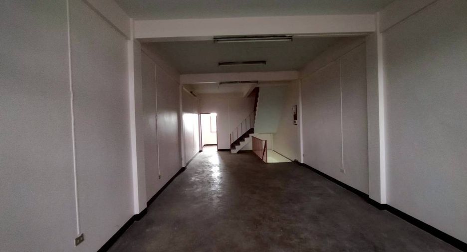 Gewerbefläche zum Kauf in Chom Thong, Bangkok