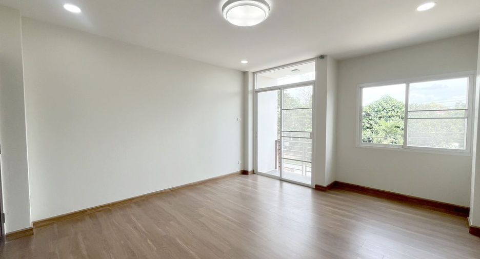 For rent studio townhouse in Mueang Chiang Mai, Chiang Mai