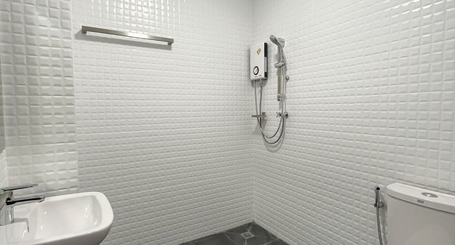 For rent studio townhouse in Mueang Chiang Mai, Chiang Mai