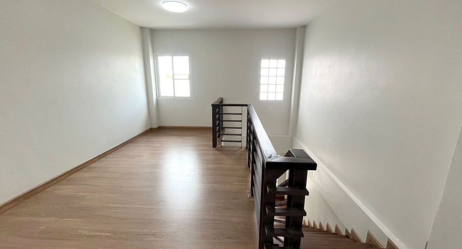 For rent studio townhouse in Mueang Chiang Mai, Chiang Mai