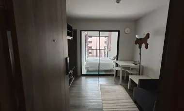 For rent 2 bedrooms condo in Phaya Thai, Bangkok