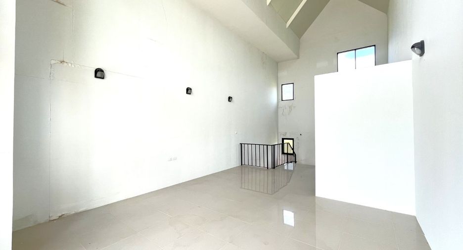Casa adosada en venta de estudio en Mueang Krabi, Krabi