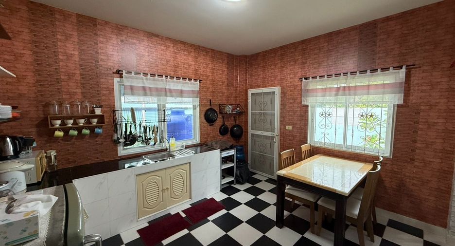 For sale 3 bedrooms house in Cha Am, Phetchaburi