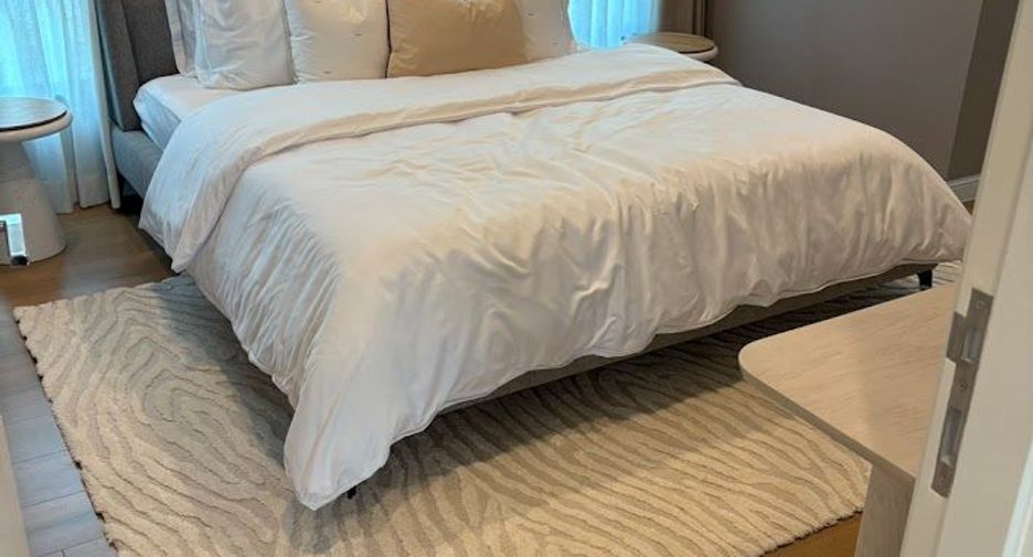 Haus zur Miete mit 4 Zimmer in Saphan Sung, Bangkok