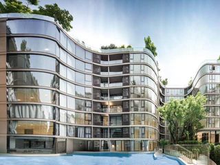 For rent 3 bedrooms condo in Khlong Toei, Bangkok