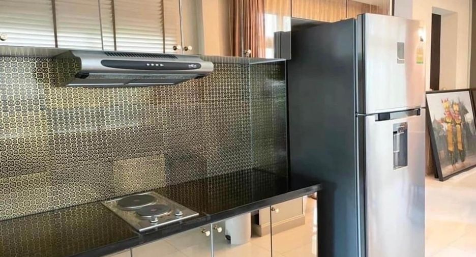 For sale 4 bedrooms house in Prawet, Bangkok