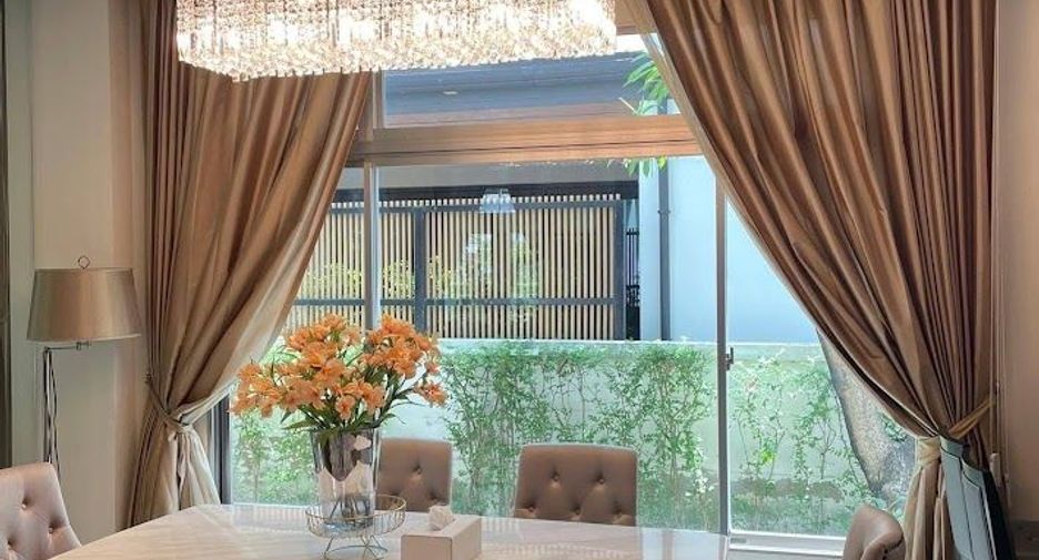 For sale 4 bedrooms house in Prawet, Bangkok