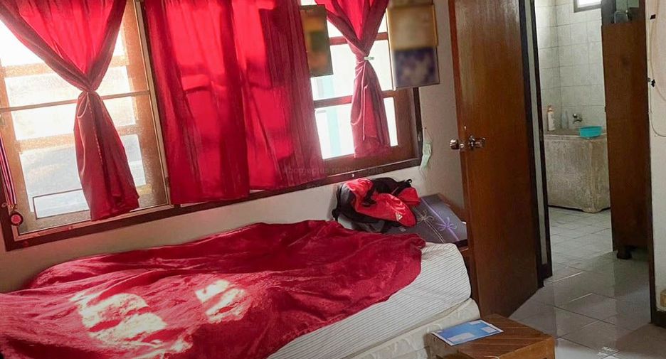 For sale 1 bed house in Taling Chan, Bangkok