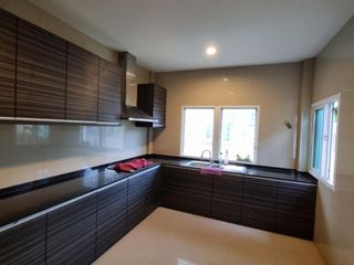Продажа 3 спальни дом в Чатучак, Бангкок