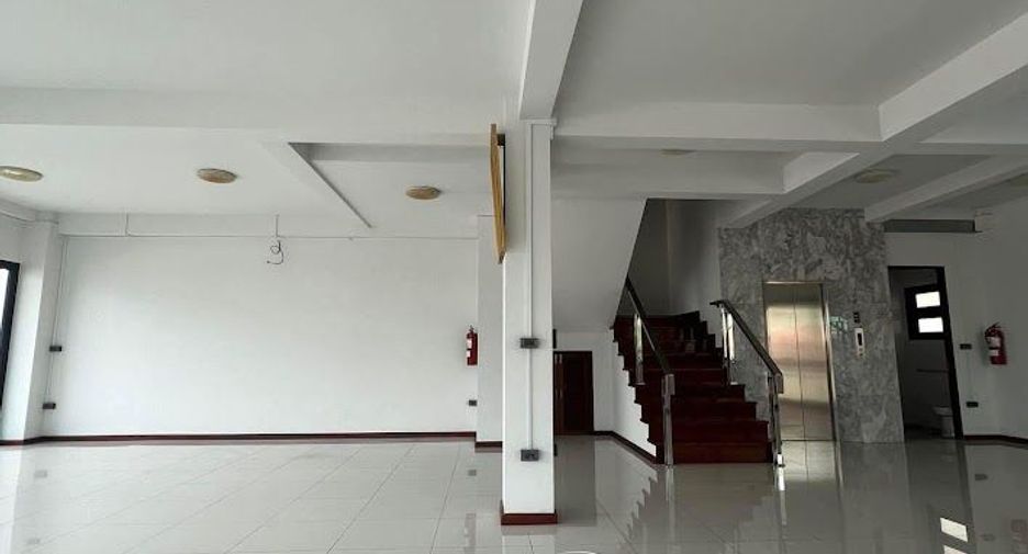 出租 9 卧室 独立屋 在 Bang Kruai, Nonthaburi