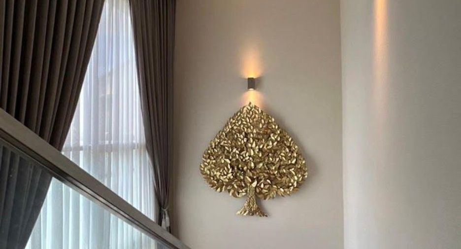 For sale 7 bedrooms house in Bangkok Noi, Bangkok